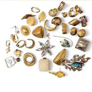 Single Vintage Earring Lot for Crafts